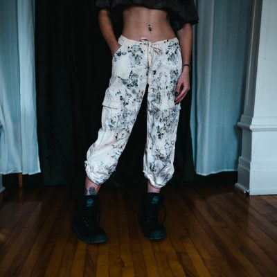 Pantalon capri «Imprimé de roses»