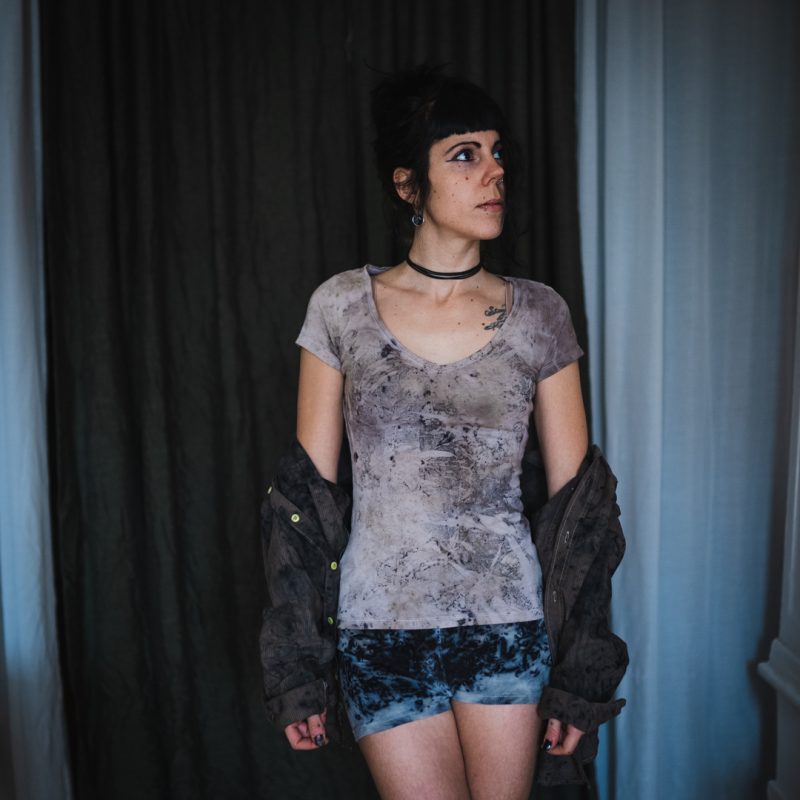 T-shirt «V» – Image 3