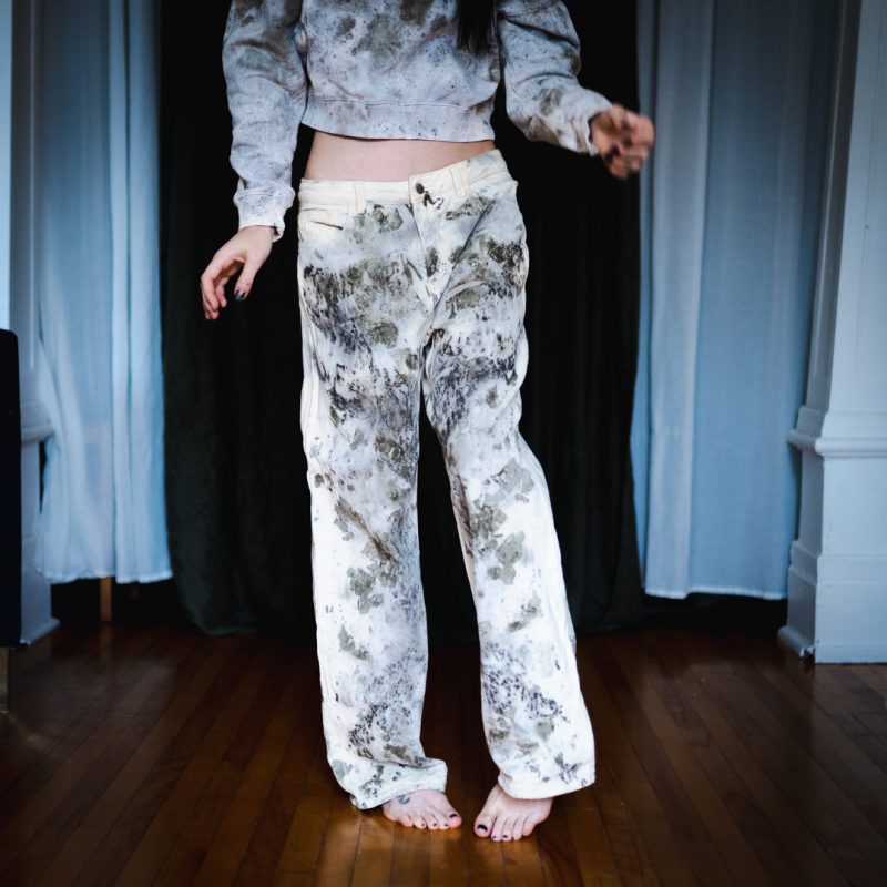 Jeans «Érable Noir et Roses» – Image 6