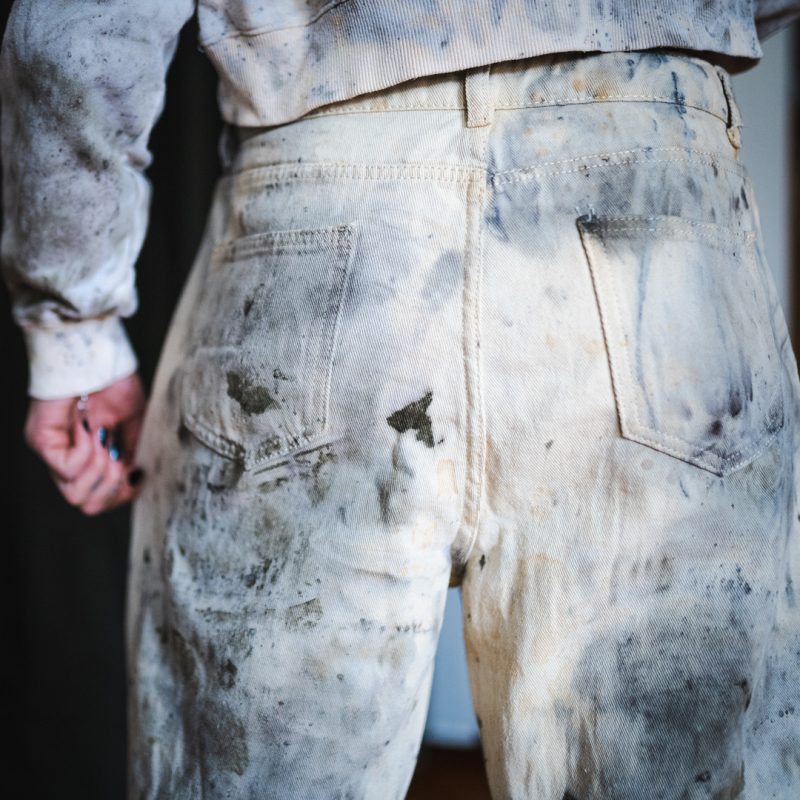 Jeans «Érable Noir et Roses» – Image 7